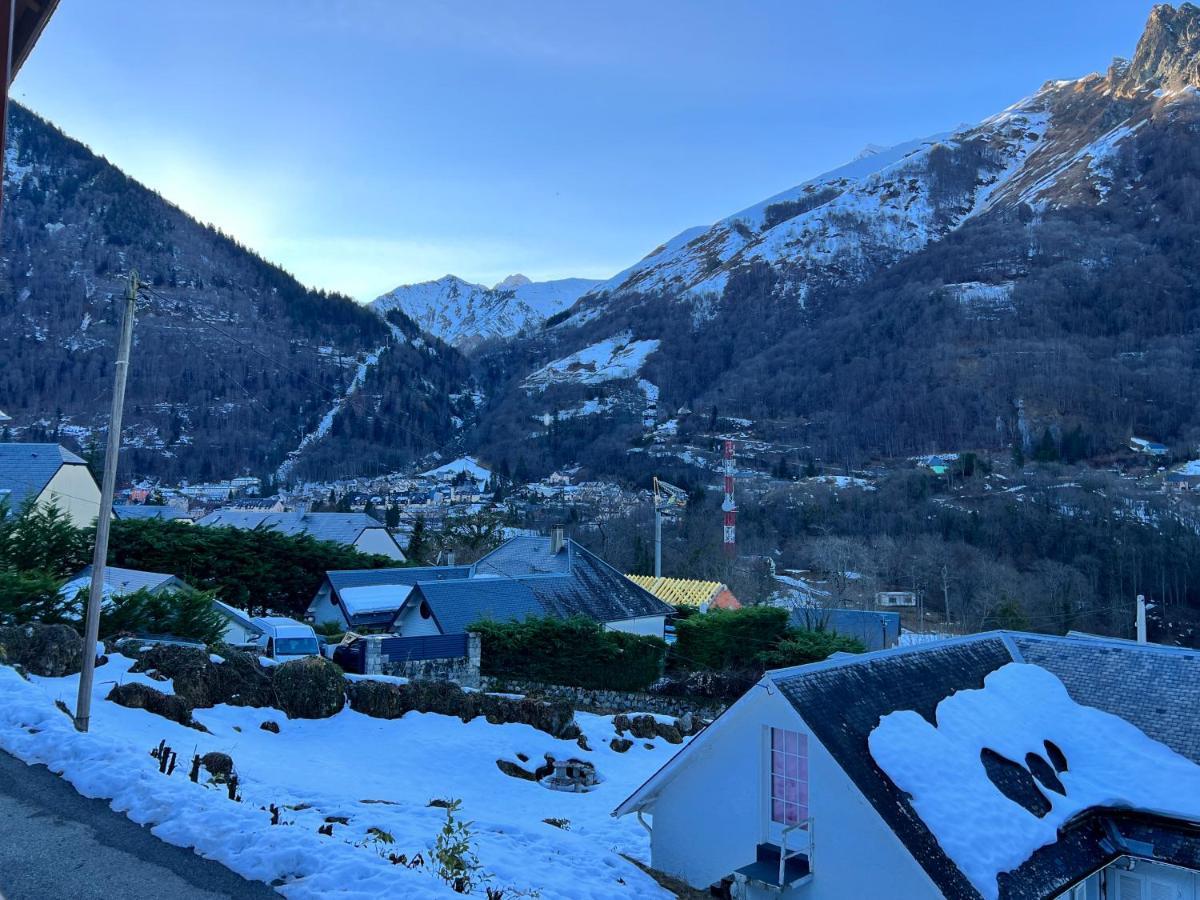 T2 Bis 40M2 5P. Vue. Balcon. Parking. Piscine Ete. Apartment Cauterets Luaran gambar
